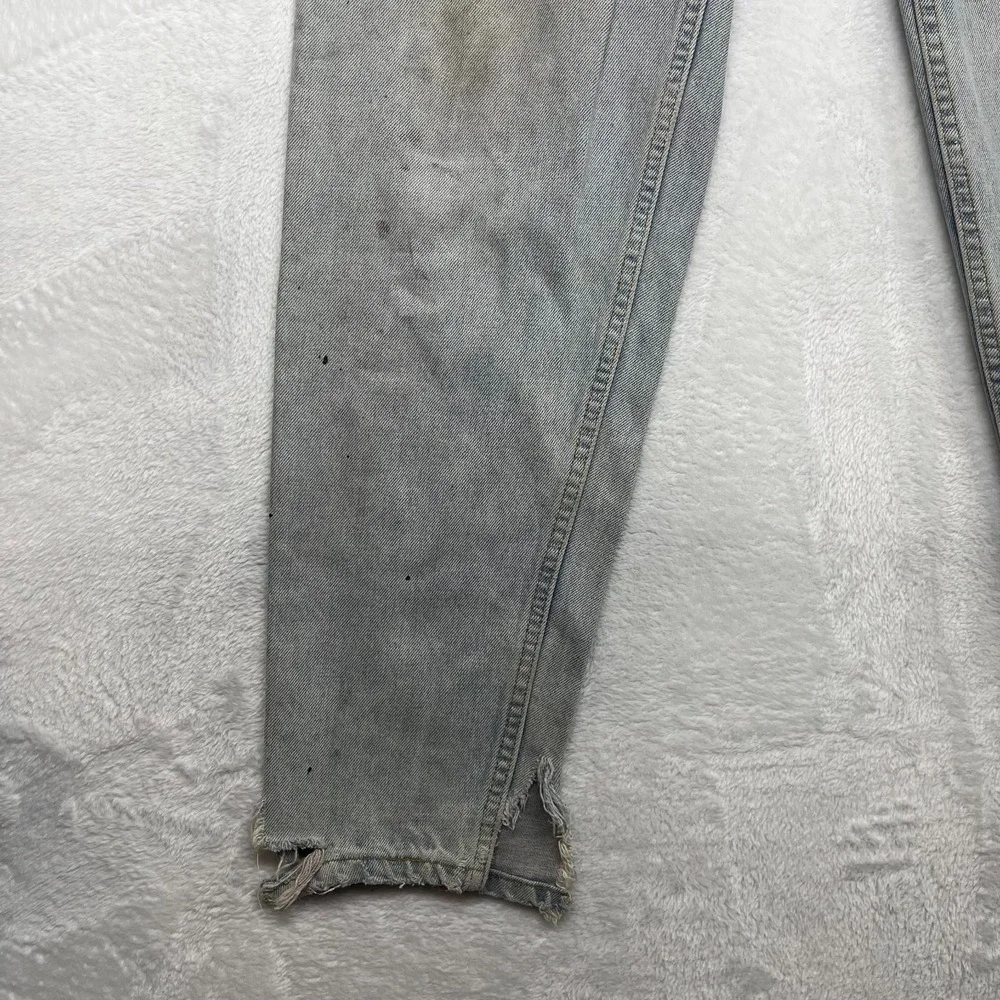 Vintage Levi's 560 Relaxed Fit Tapered Leg Jeans Mens 29X33.5 Blue Denim - Flaws